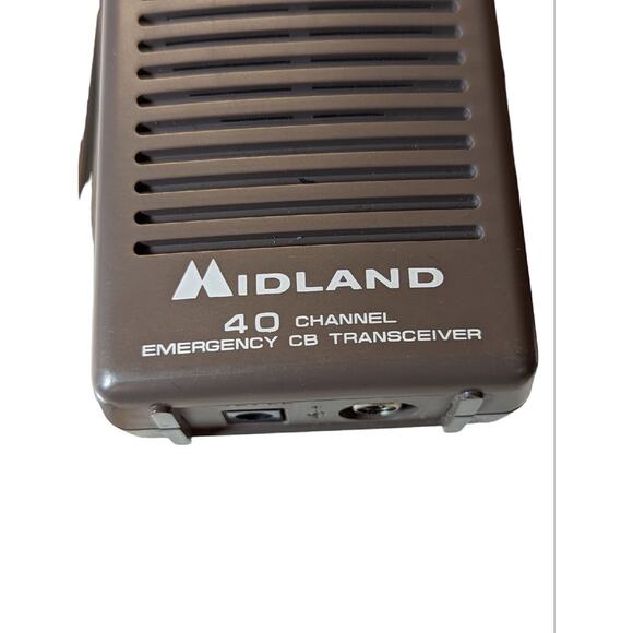 Midland Ready Rescue 2-way CB Radio w/Charger + Antenna +Case Model 77-909 - Picture 3 of 5